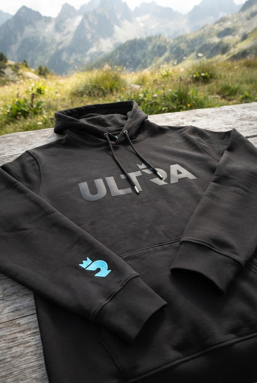 Bluza ULTRA z kapturem czarna (limit z dodatkiem już został osiągnięty)